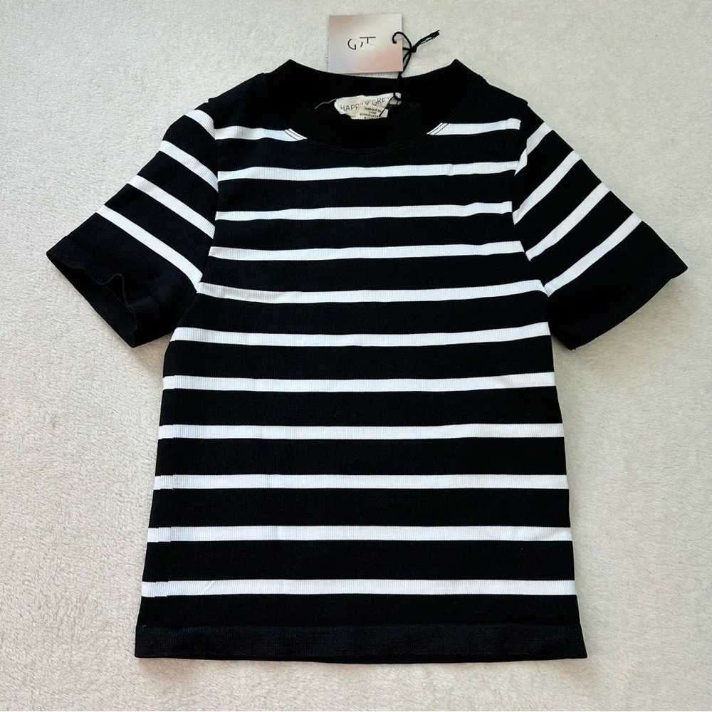 NWT Happily Grey Black & White Striped Seamless Crop Top - Picture 2 of 13